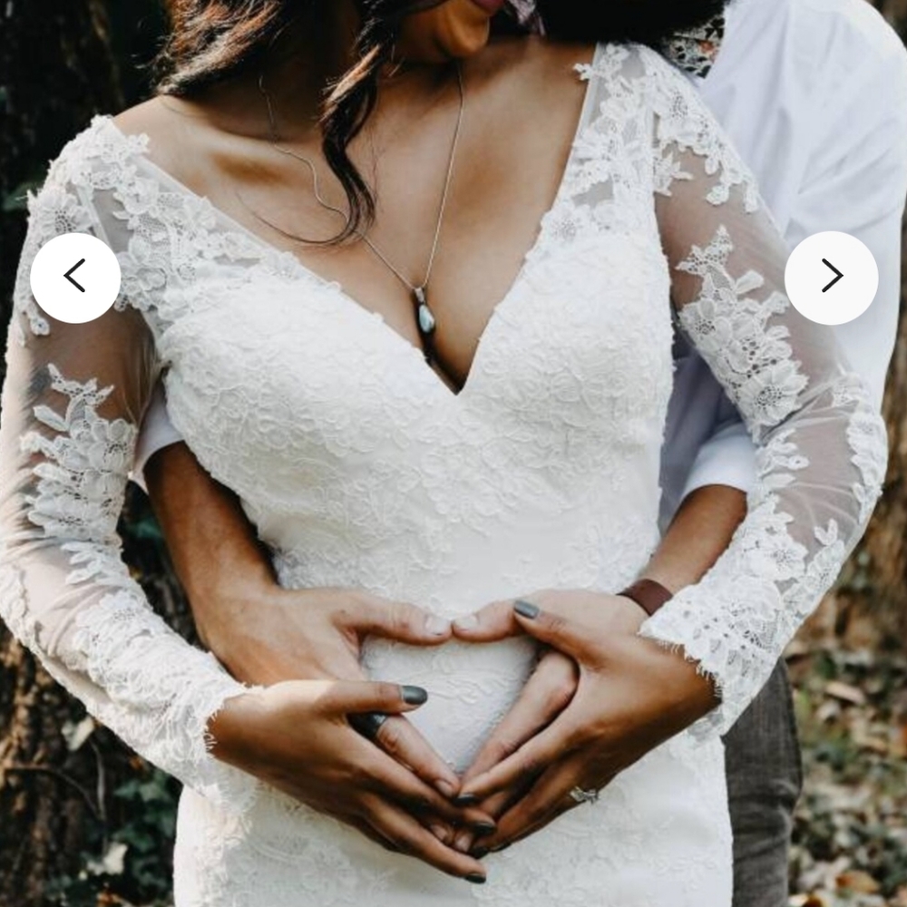 Beautiful Boho Blue willow wedding dress size 4
